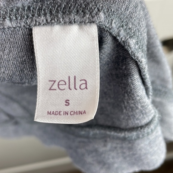 Zella gray asymmetrical hooded sweatshirt size small - Picture 8 of 9